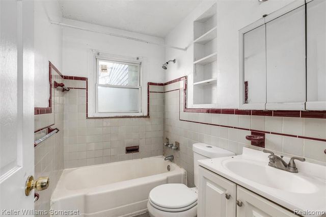9922 Coyle Street, Detroit, MI 48227