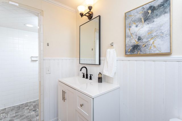 808 W Knox Street, Durham, NC 27701