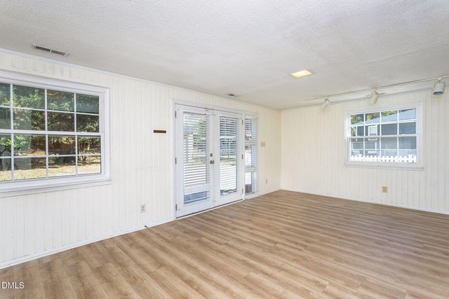 808 W Knox Street, Durham, NC 27701