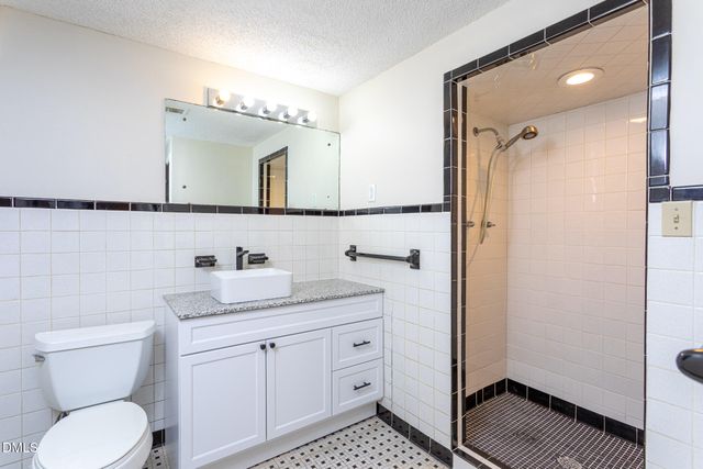 808 W Knox Street, Durham, NC 27701