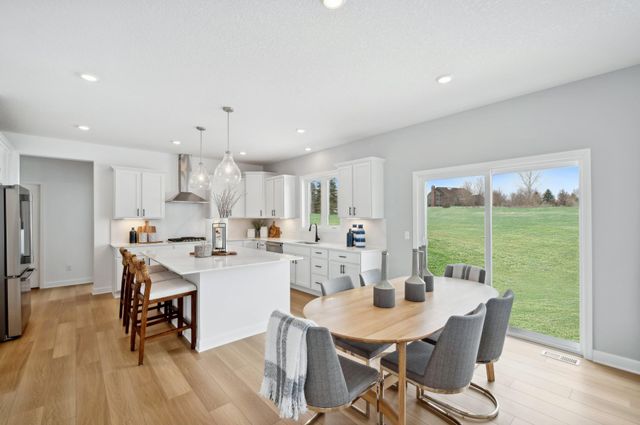 2457 Rock Elm Road, Shakopee, MN 55379