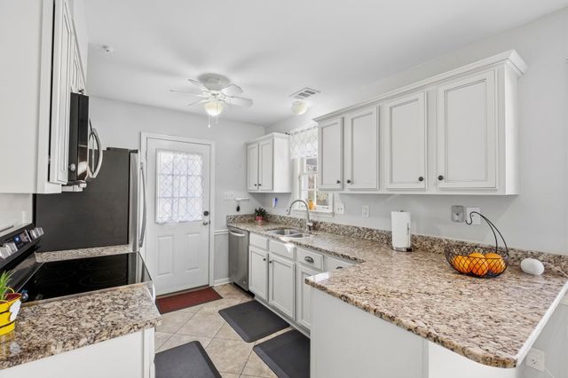 395 ALEXANDER ST, Memphis, TN 38111