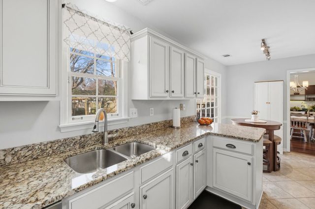 395 ALEXANDER ST, Memphis, TN 38111