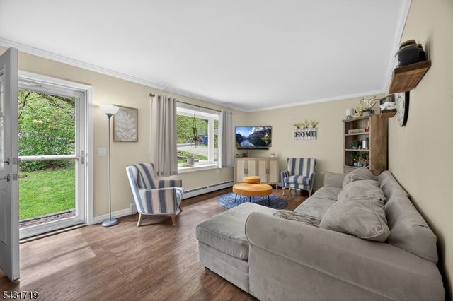421 Glen Ridge Rd, Vernon Twp., NJ 07422