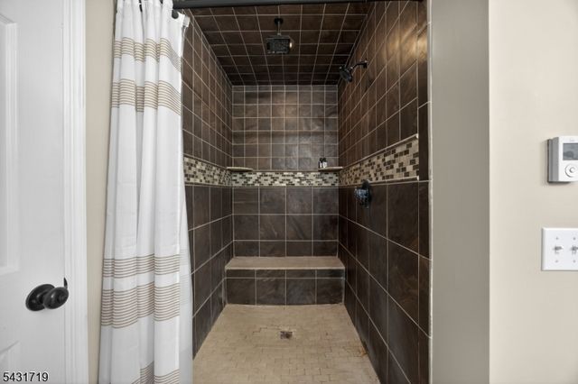 421 Glen Ridge Rd, Vernon Twp., NJ 07422