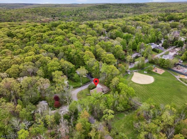 421 Glen Ridge Rd, Vernon Twp., NJ 07422
