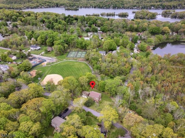 421 Glen Ridge Rd, Vernon Twp., NJ 07422