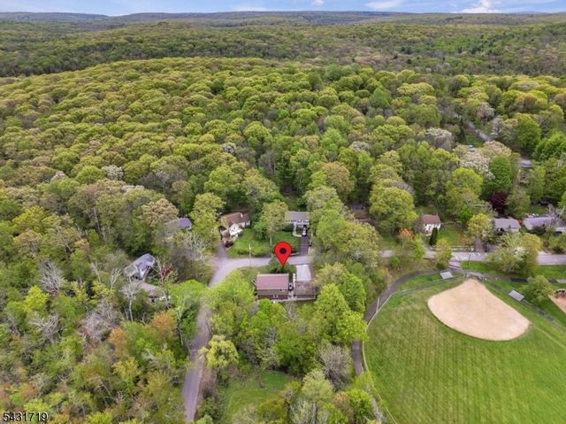 421 Glen Ridge Rd, Vernon Twp., NJ 07422
