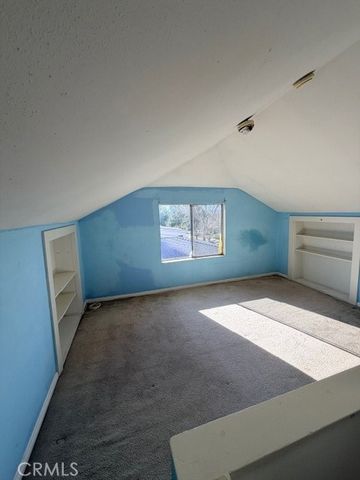 718 E Walnut, Burbank, CA 91501