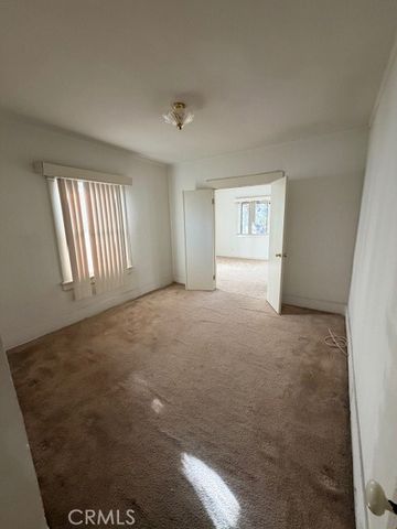 718 E Walnut, Burbank, CA 91501