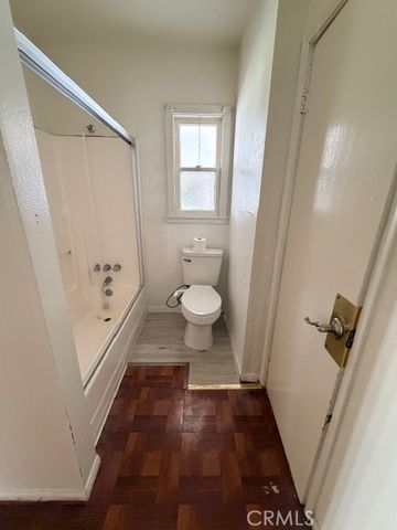 718 E Walnut, Burbank, CA 91501