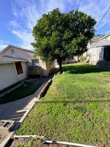 718 E Walnut, Burbank, CA 91501