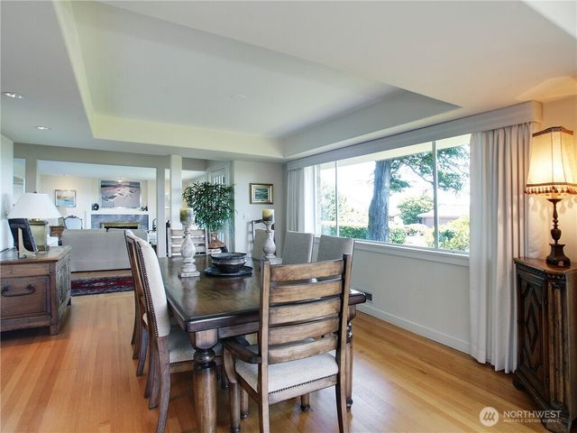 5715 63rd Avenue NE, Seattle, WA 98105