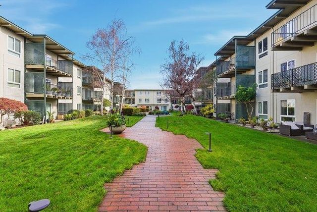 934 Peninsula Avenue 411, San Mateo, CA 94401