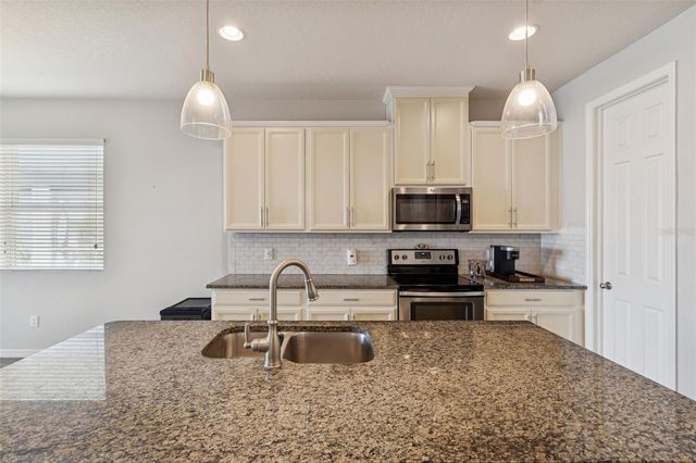 19161 LONG LAKE RANCH BOULEVARD, Lutz, FL 33558