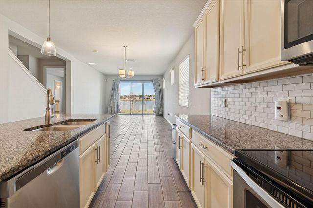 19161 LONG LAKE RANCH BOULEVARD, Lutz, FL 33558