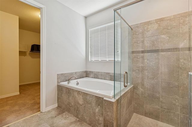 19161 LONG LAKE RANCH BOULEVARD, Lutz, FL 33558