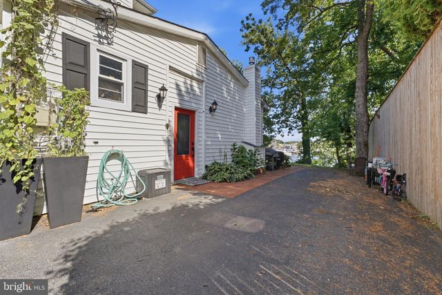 120 ISLAND VIEW DR, Annapolis, MD 21401