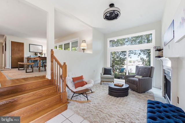 120 ISLAND VIEW DR, Annapolis, MD 21401