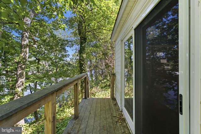 120 ISLAND VIEW DR, Annapolis, MD 21401