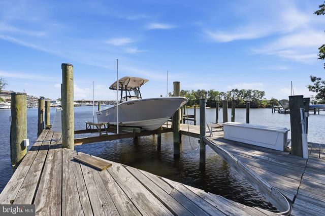120 ISLAND VIEW DR, Annapolis, MD 21401