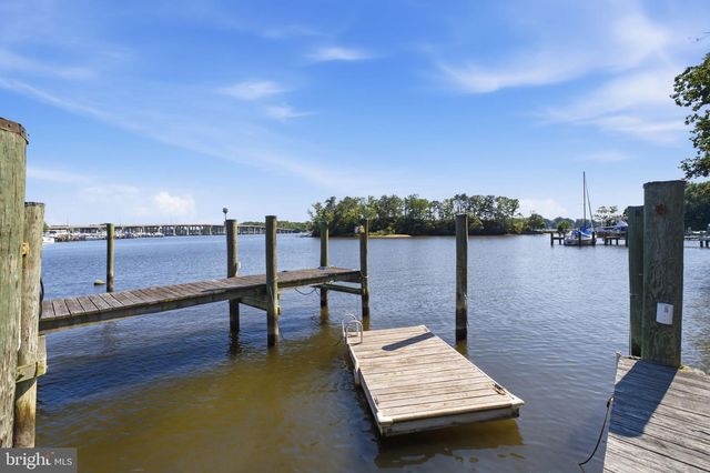 120 ISLAND VIEW DR, Annapolis, MD 21401
