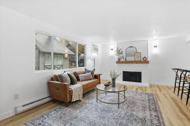 102 E Weile Ave, Spokane, WA 99208