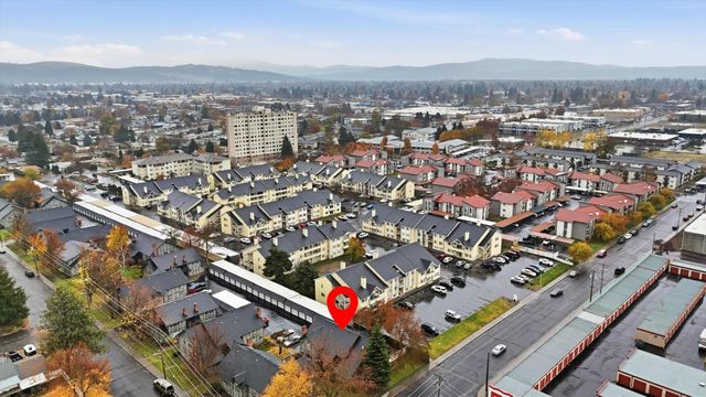 102 E Weile Ave, Spokane, WA 99208