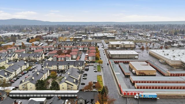 102 E Weile Ave, Spokane, WA 99208