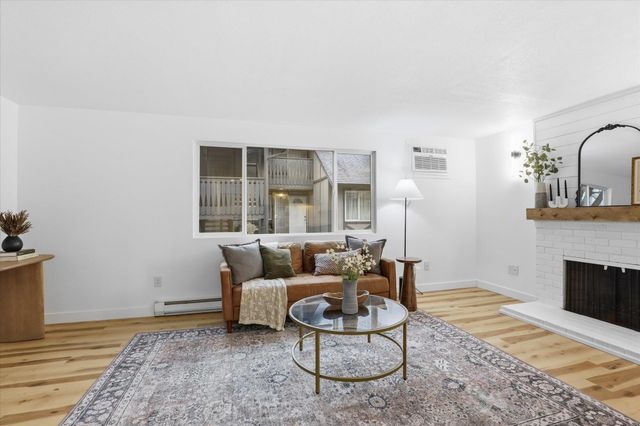 102 E Weile Ave, Spokane, WA 99208