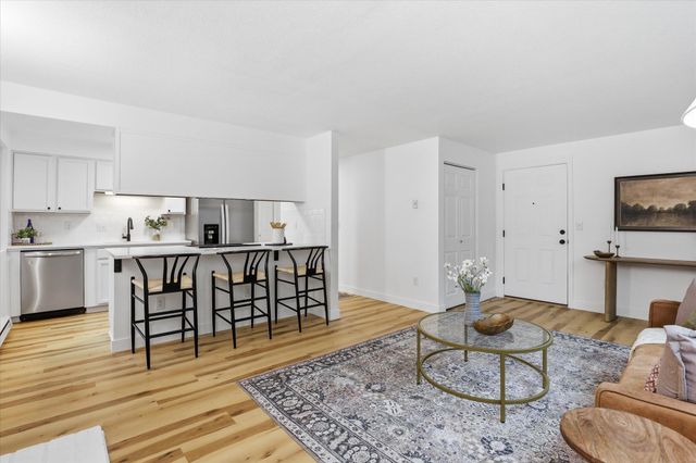 102 E Weile Ave, Spokane, WA 99208