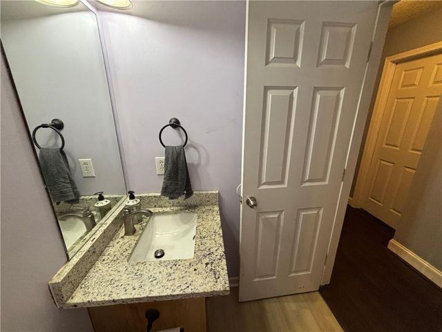 115 Greatwood Drive, White, GA 30184