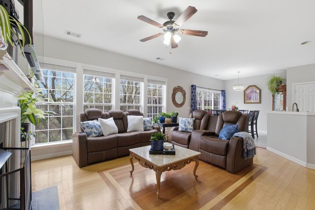 231 Green Harbor Rd Unit 96, Old Hickory, TN 37138