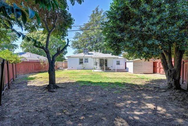 605 Westacre Rd, West Sacramento, CA 95691