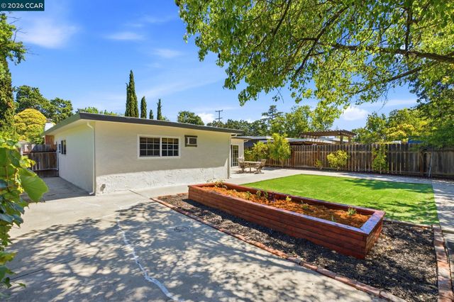 161 Diablo Ct, Pleasant Hill, CA 94523