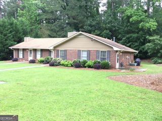 125/135 Belle Drive A & B, Fayetteville, GA 30214