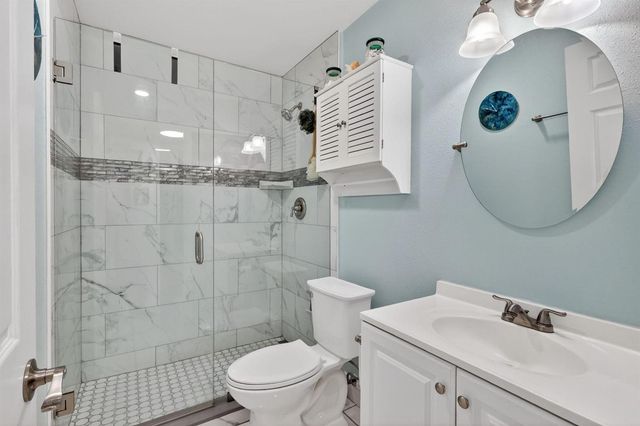 1176 Bayshore Drive 205, Fort Pierce, FL 34949