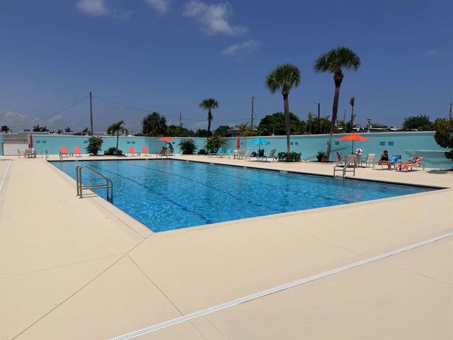 1176 Bayshore Drive 205, Fort Pierce, FL 34949