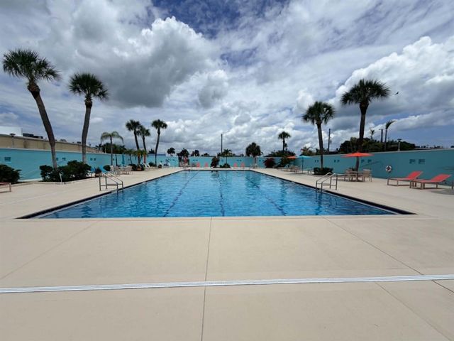 1176 Bayshore Drive 205, Fort Pierce, FL 34949