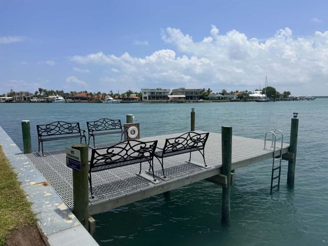1176 Bayshore Drive 205, Fort Pierce, FL 34949