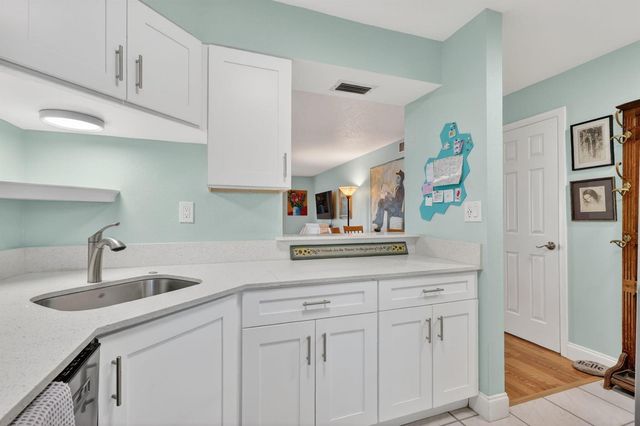1176 Bayshore Drive 205, Fort Pierce, FL 34949