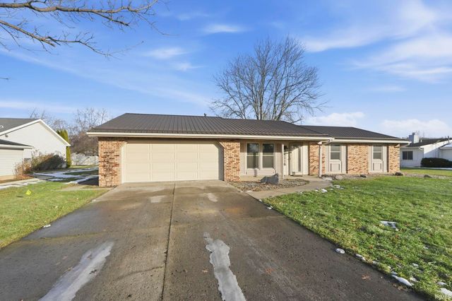 4216 Hickory Ridge Drive, Woodburn, IN 46797