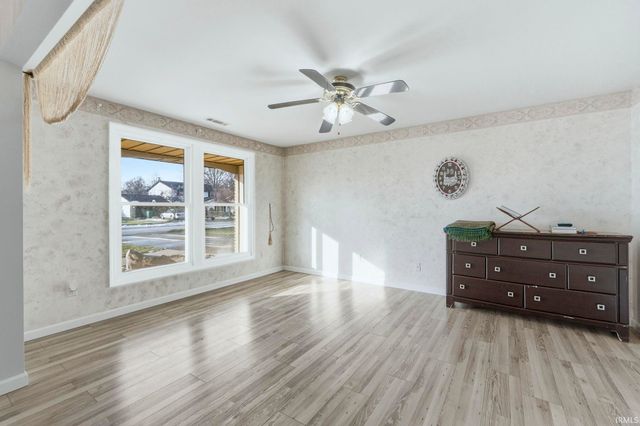 4216 Hickory Ridge Drive, Woodburn, IN 46797