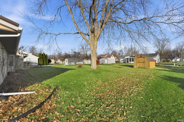 4216 Hickory Ridge Drive, Woodburn, IN 46797