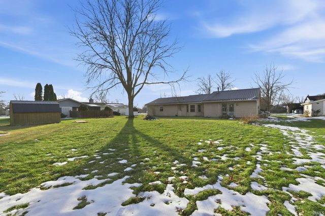 4216 Hickory Ridge Drive, Woodburn, IN 46797
