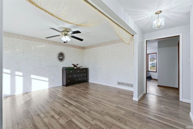 4216 Hickory Ridge Drive, Woodburn, IN 46797