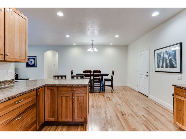 4054 ALDER St, Eugene, OR 97405