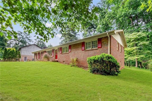 5115 Mclain Drive NW, Acworth, GA 30101