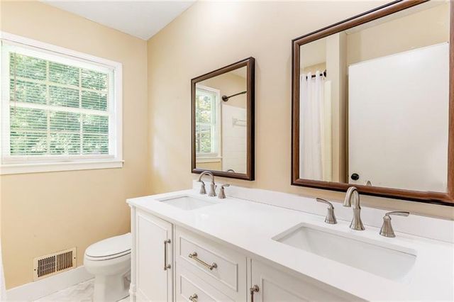 5115 Mclain Drive NW, Acworth, GA 30101