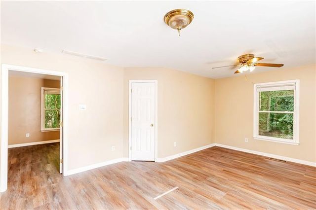 5115 Mclain Drive NW, Acworth, GA 30101